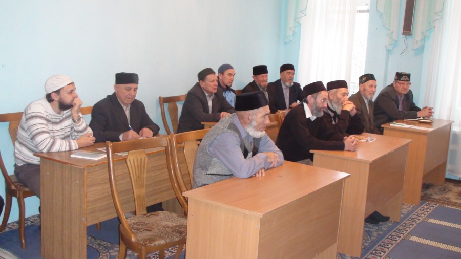 Бөгелмә имамнары гыйлем ныгыта