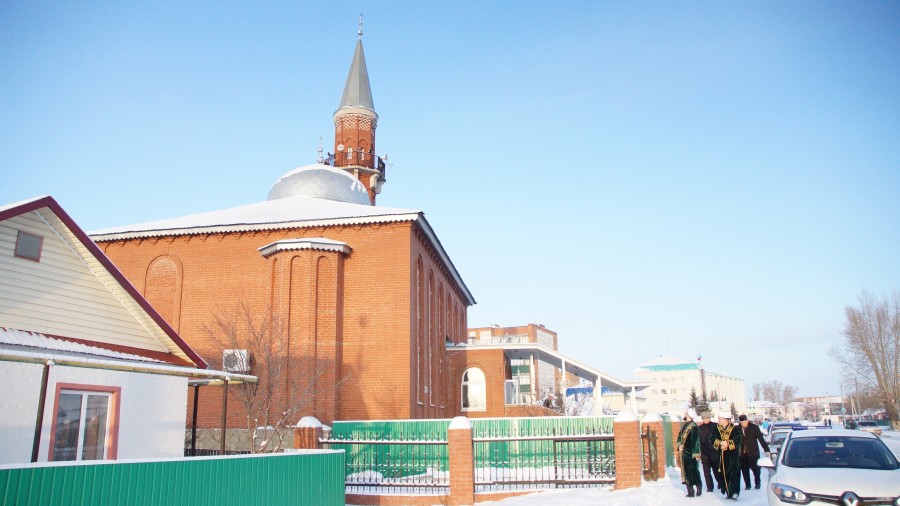 Камил хәзрәт Сәмигуллин Ютазыда район башлыгы һәм имамнар белән очрашты