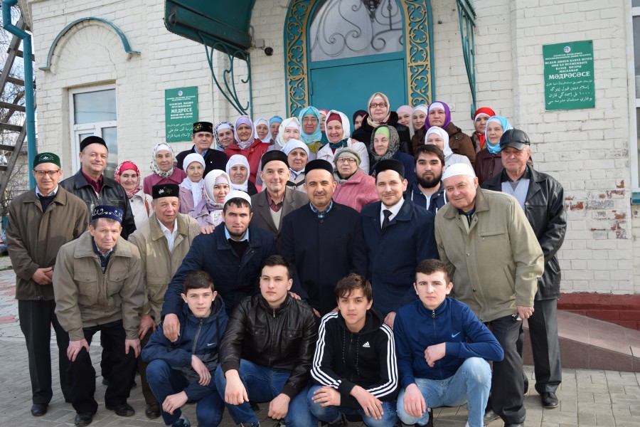 Буа шәкертләре Ислам динен кабул итүгә 1000 ел исемендәге мәдрәсә белән танышты