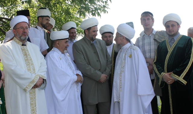 Үзара хезмәттәшлек турында килешүгә кул куелды